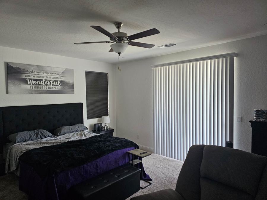 Bedroom, verticals across the slider
