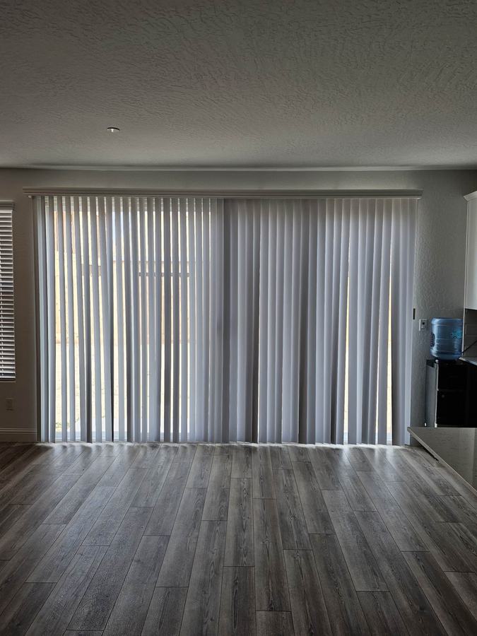 Sheer verticals, closed