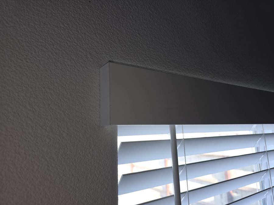 Valance and head rail