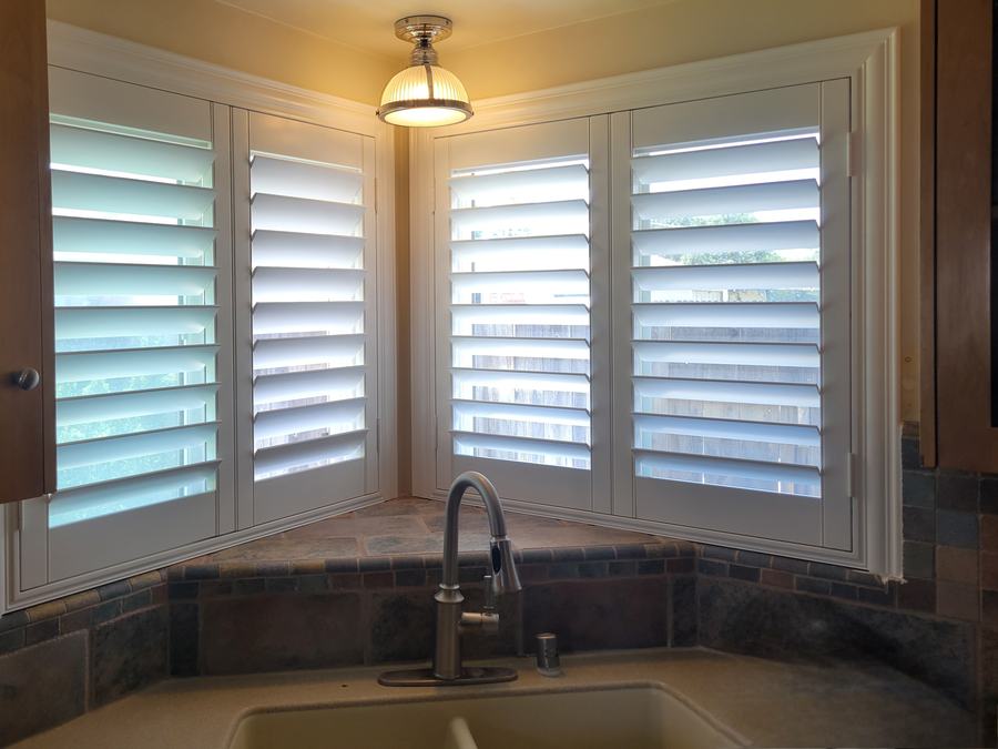 Corner kitchen windows over the sink